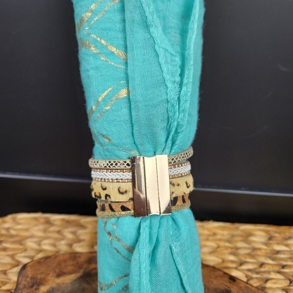 Multiple Strand Christian Goldtone Magnetic Closure Bracelet - Picture 3 of 7